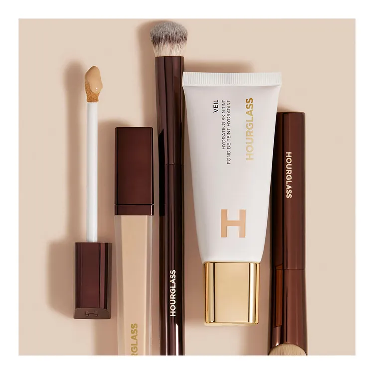 VEIL HYDRATING SKIN TINT