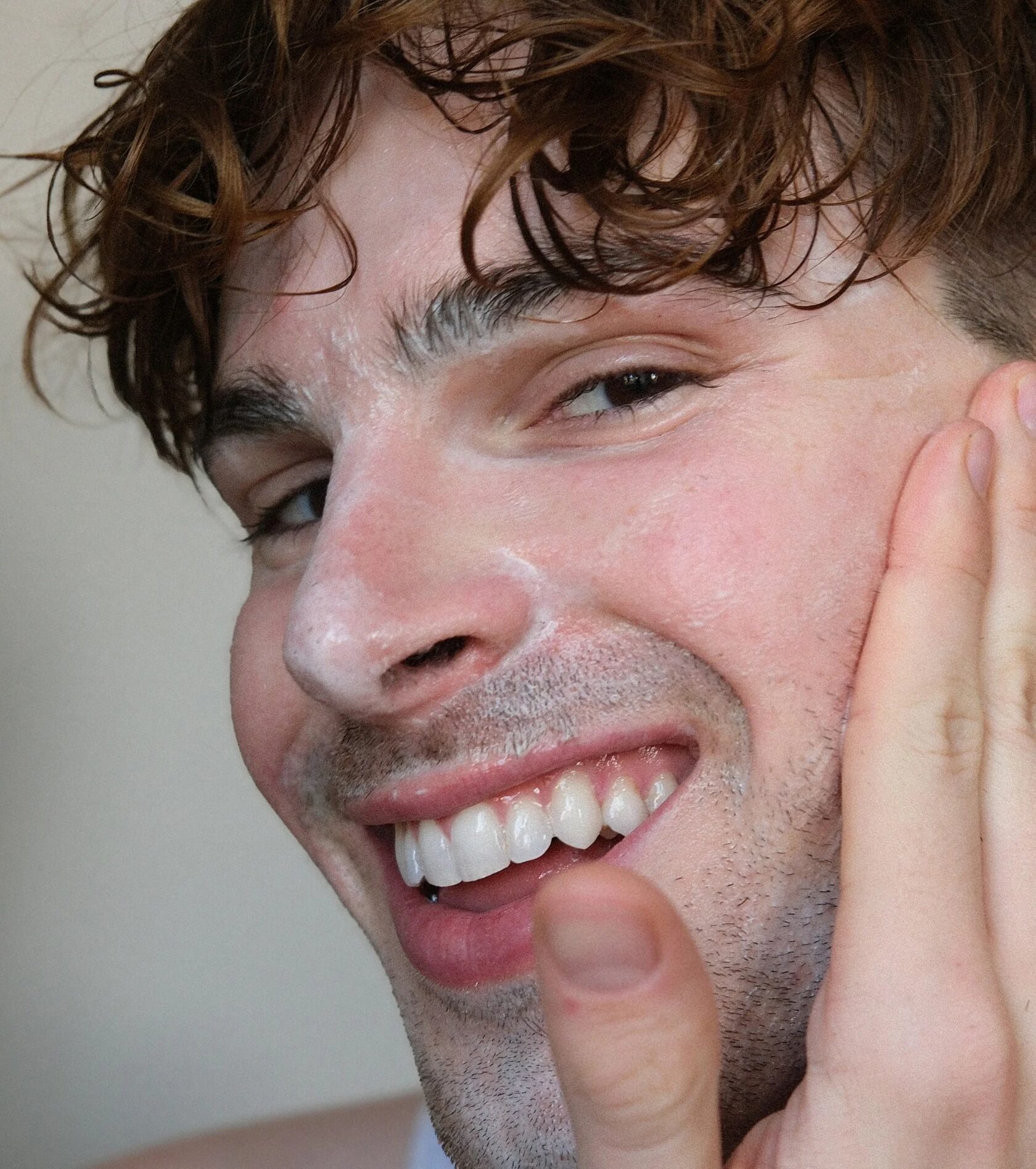 PINEAPPLE REFRESH CLEANSER