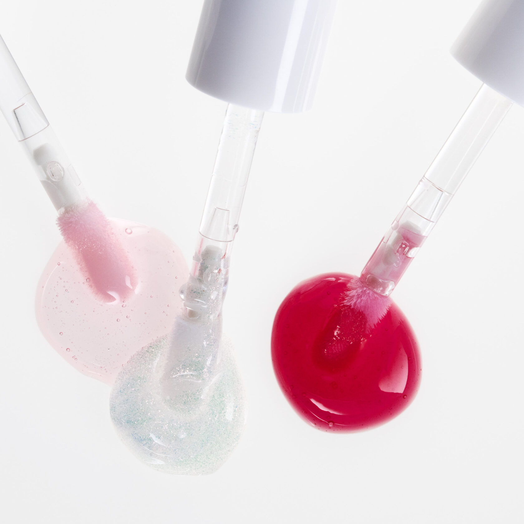 LIP GLOSS CUSHIONY GLASSY SHINE