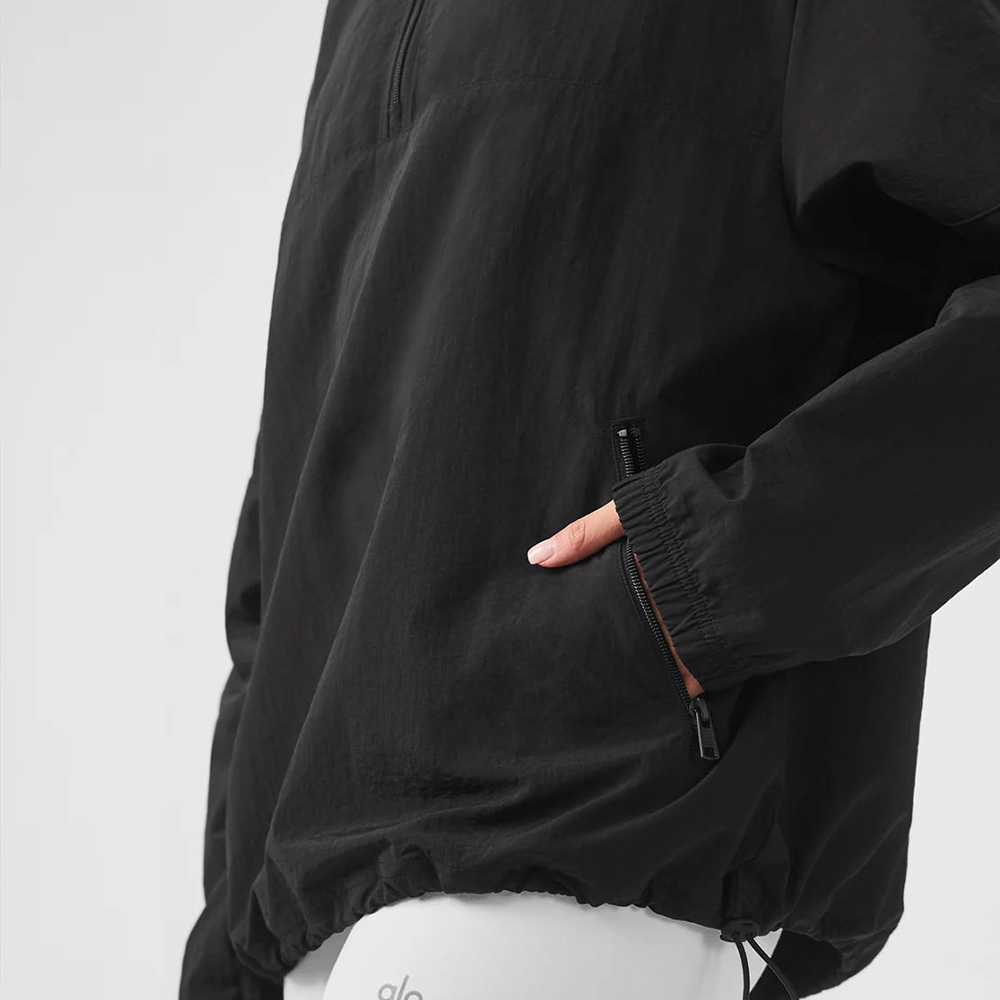 LIGHTWEIGHT TAKEAWAY TRACK PULLOVER