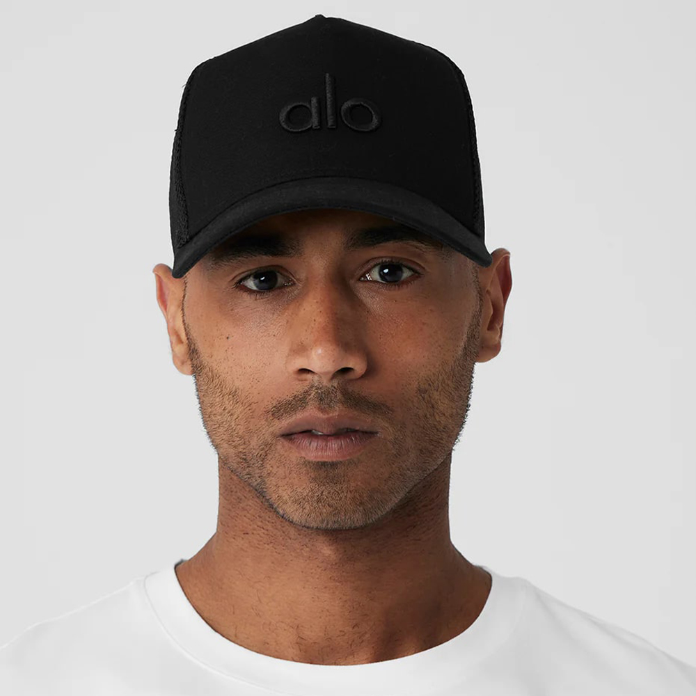 DISTRICT TRUCKER HAT